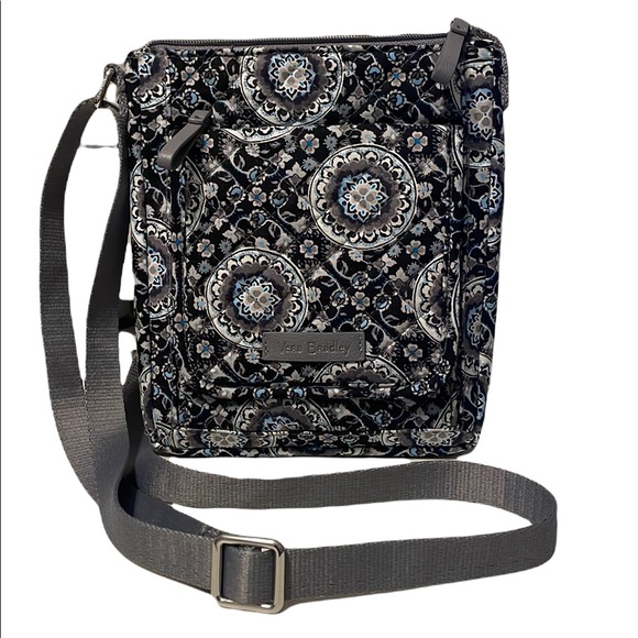 Vera Bradley Handbags - Vera Bradley | Quilted Crossbody Bag